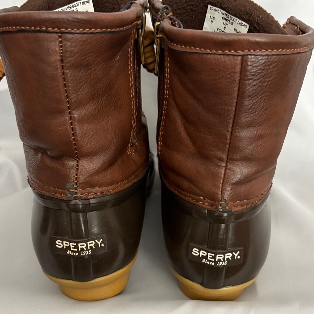 Sperry  girls  saltwater  Brown Duck Boots with Tan Accents Size 6 waterproof - Picture 3 of 13